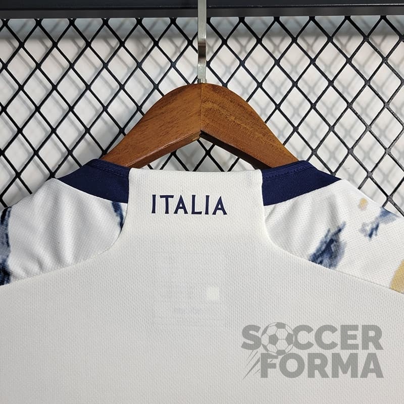 Гостевая футболка сборной Италии 2023-2024
