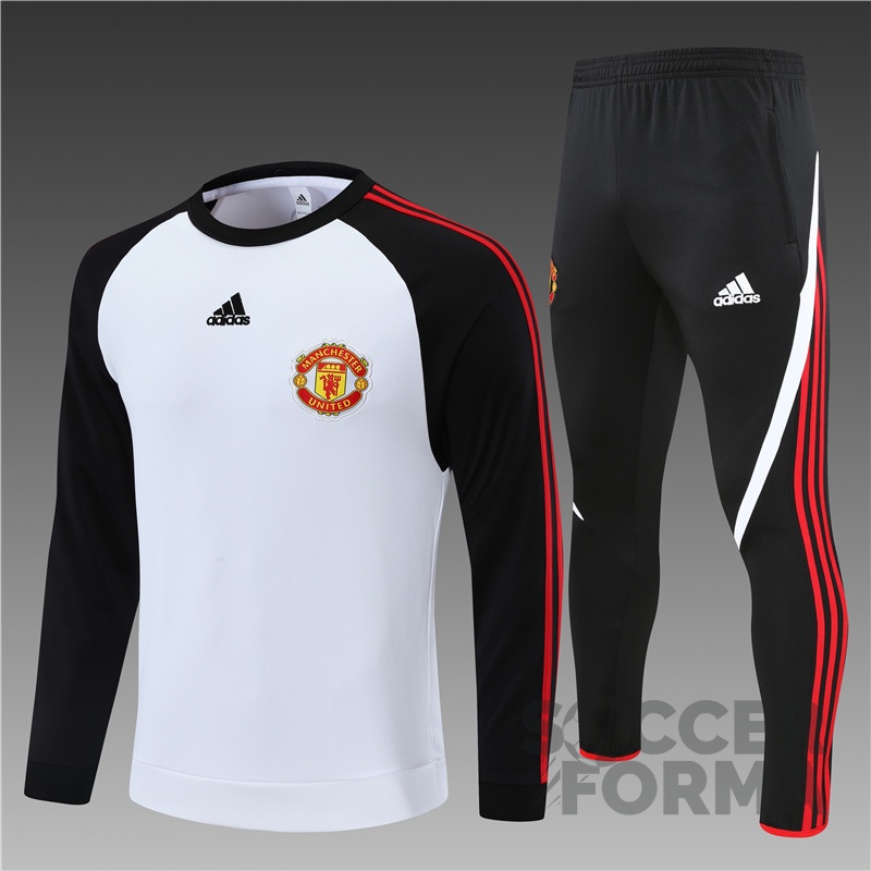 Спортивный костюм Манчестер Юнайтед 2021-2022 бело-черный