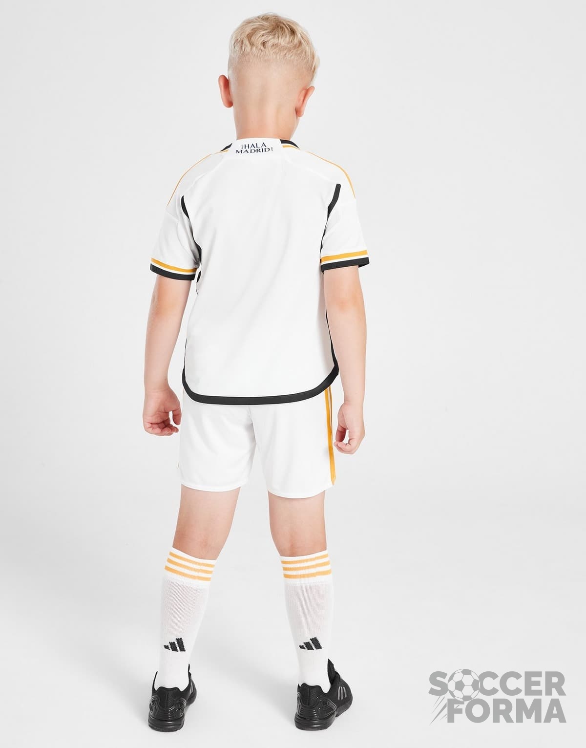 Детская форма Реал Мадрид с гетрами 2023-2024