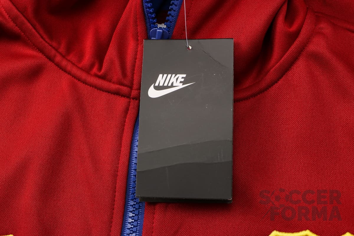 Спортивный костюм Барселона 2022 с капюшоном красный - вид 5