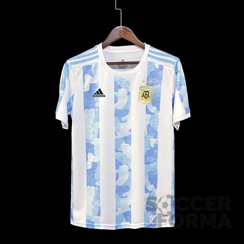 Форма сборной Аргенины 2021 - вид 1