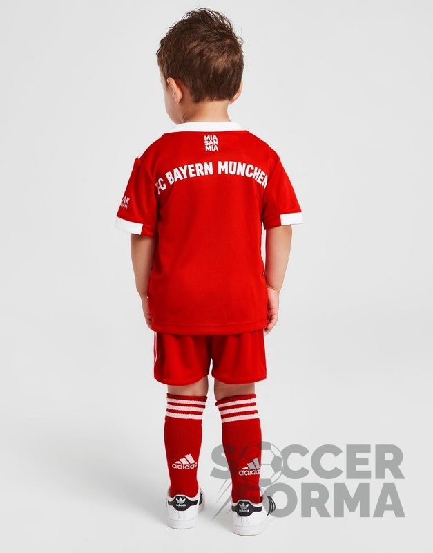 Детская форма Бавария Мюнхен 2022-2023 с гетрами - вид 3
