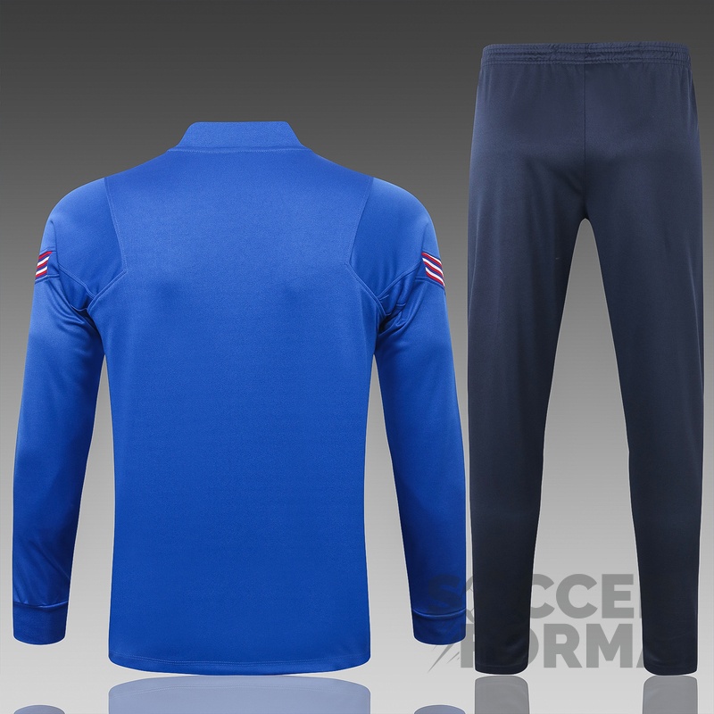 Тренировочный костюм сборной Англии 2021-2022 голубой