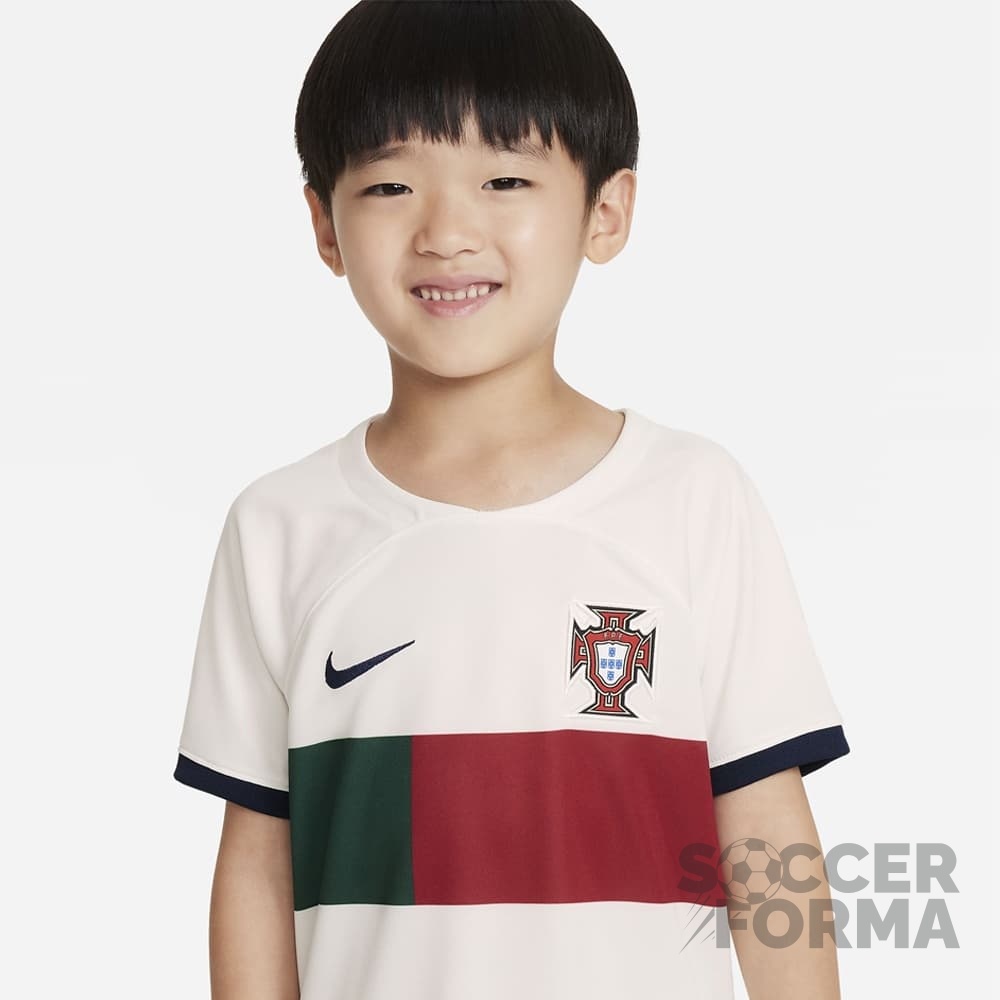 Детская гостевая форма сборной Португалии 2022-2023