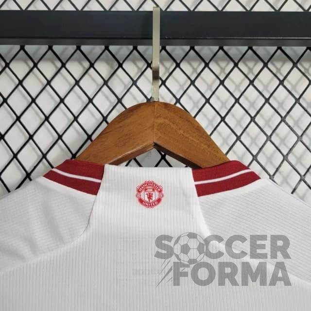 Третья футболка Манчестер Юнайтед 2023-2024