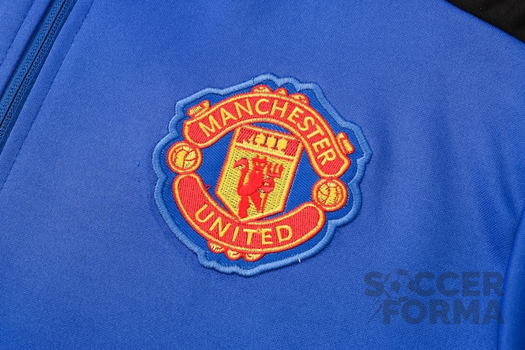 Парадный костюм Манчестер Юнайтед 2022 синий