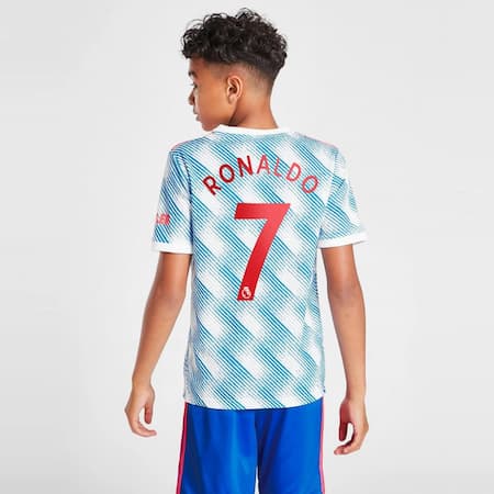 Детская гостевая форма Роналдо 7 Манчестер Юнайтед 2021-2022