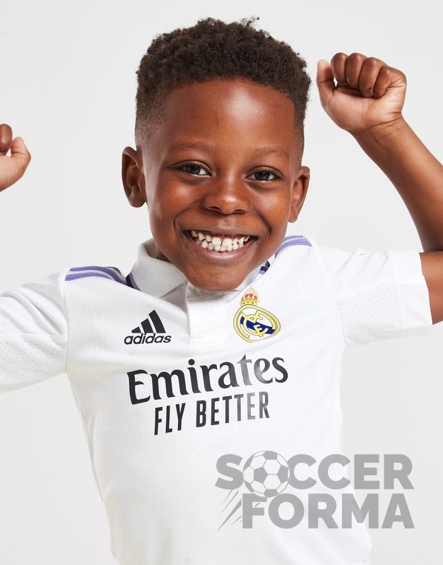 Детская форма Реал Мадрид 2022-2023 с гетрами - вид  2