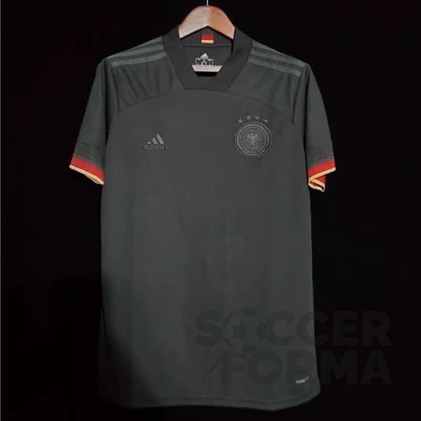 Гостевая футболка сборной Германии 2021 - вид 1