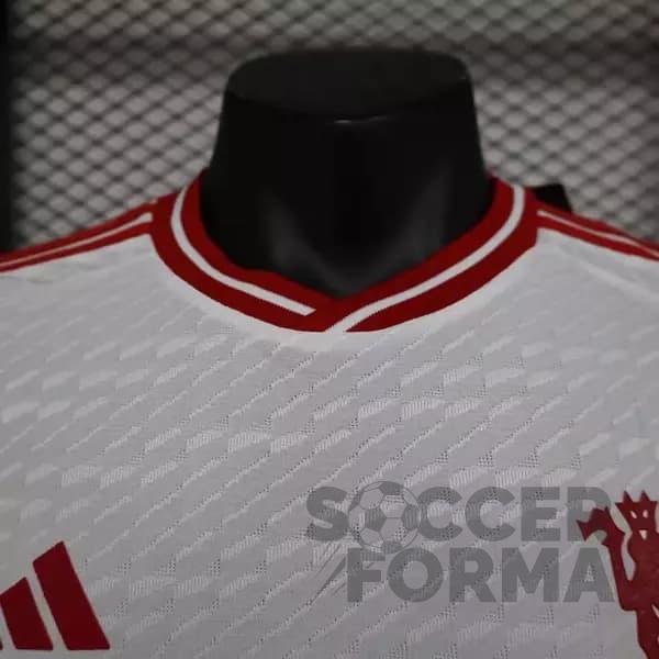 Третья футболка Манчестер Юнайтед 2023-2024 игровая - вид 3