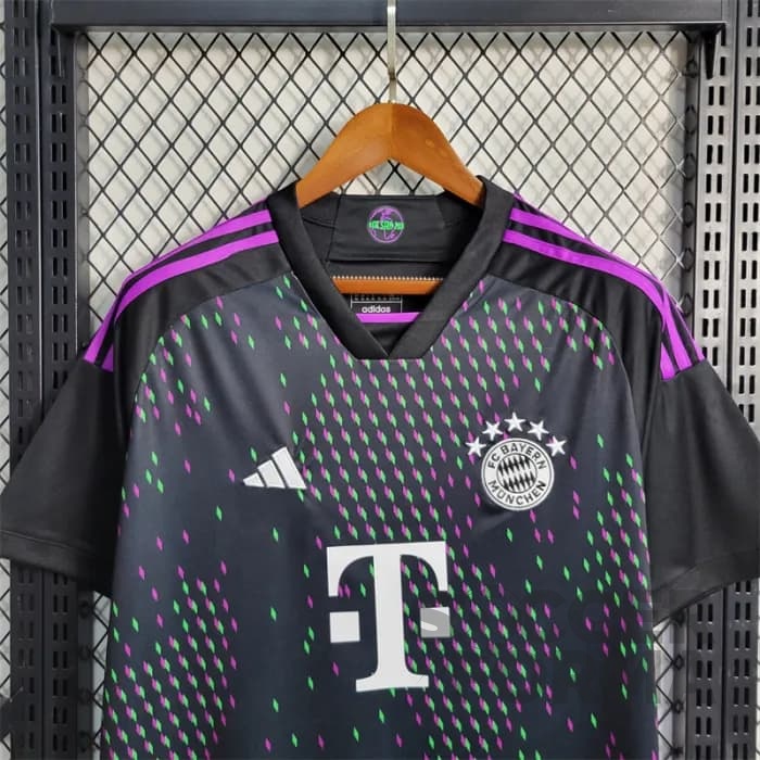 Гостевая футболка Бавария Мюнхен 2023-2024 - вид 2
