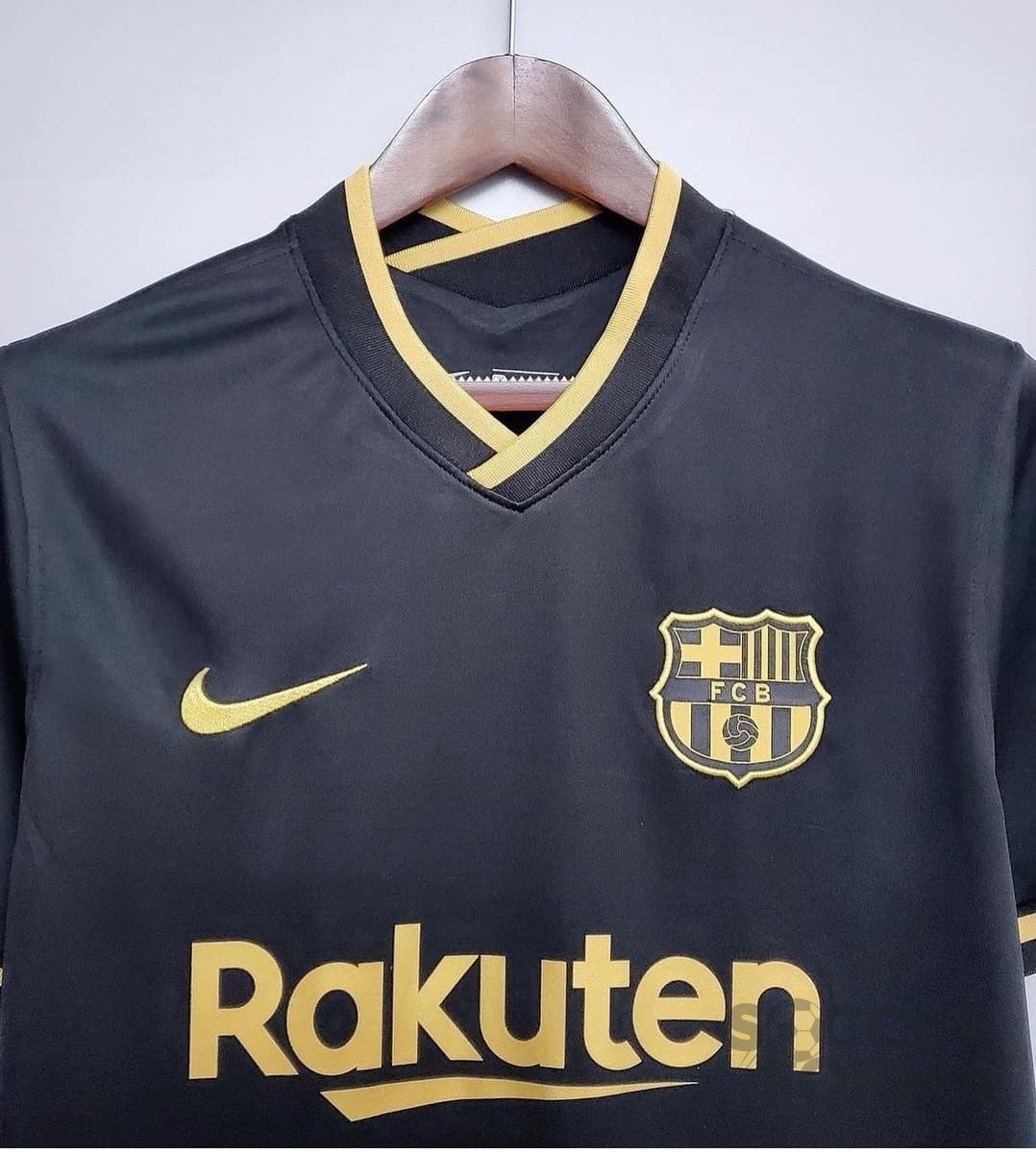 Гостевая футболка Барселона Месси 10 2020-2021 с патчами - вид 2