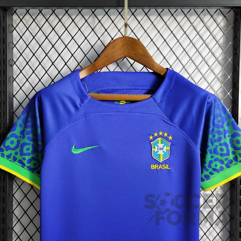Детская гостевая форма сборной Бразилии 2022-2023