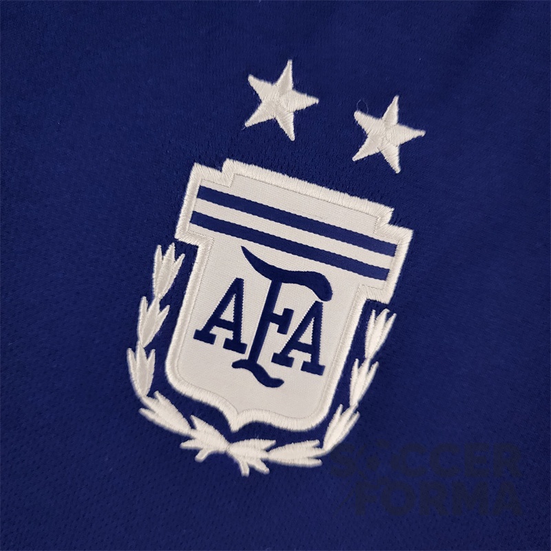 Гостевая футболка сборной Аргентины 2022-2023